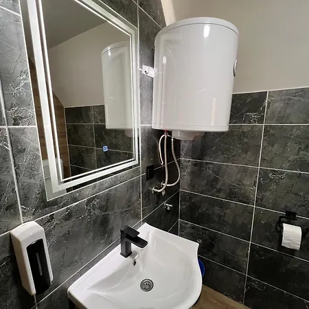 Vikendica Sumski Mir Romanija