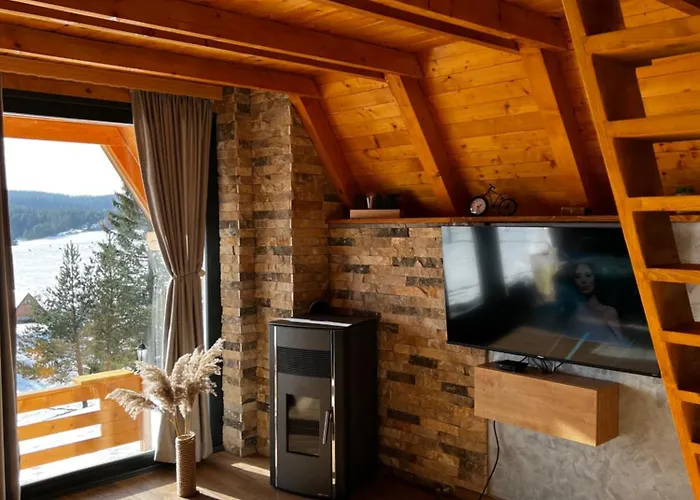 Vikendica Sumski Mir Romanija Сasa de vacaciones *