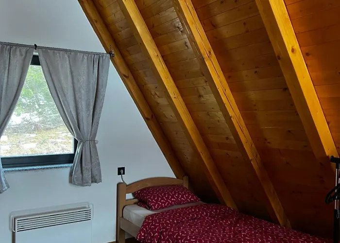 Vikendica Sumski Mir Romanija