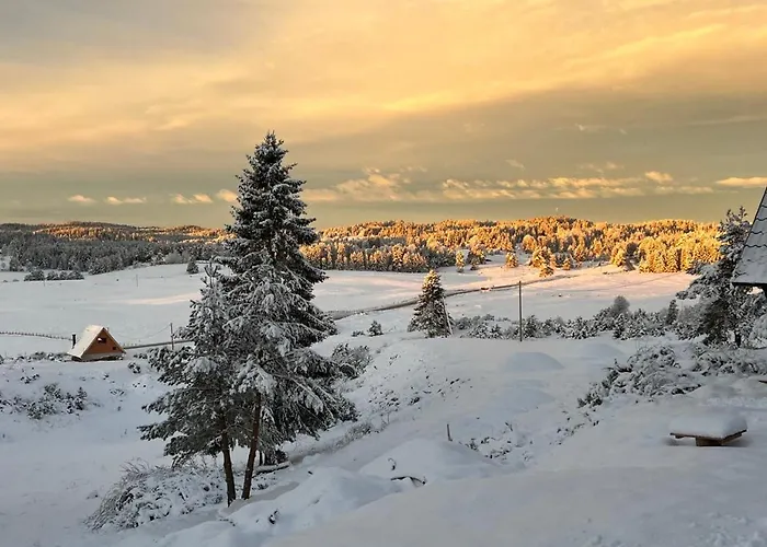 Vikendica Sumski Mir Romanija Сasa de vacaciones Sokolac (East Sarajevo)