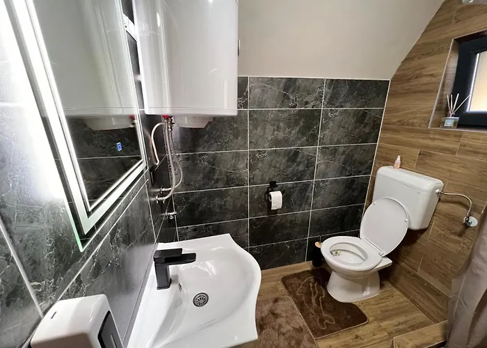 Vikendica Sumski Mir Romanija Сasa de vacaciones